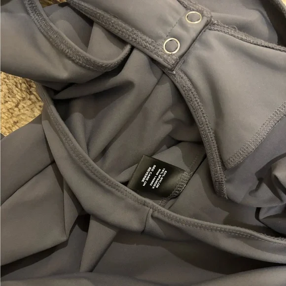 Torrid Sculpting Knit‎ Double Scoop Bodysuit Grey Sz 1X - Picture 9 of 10